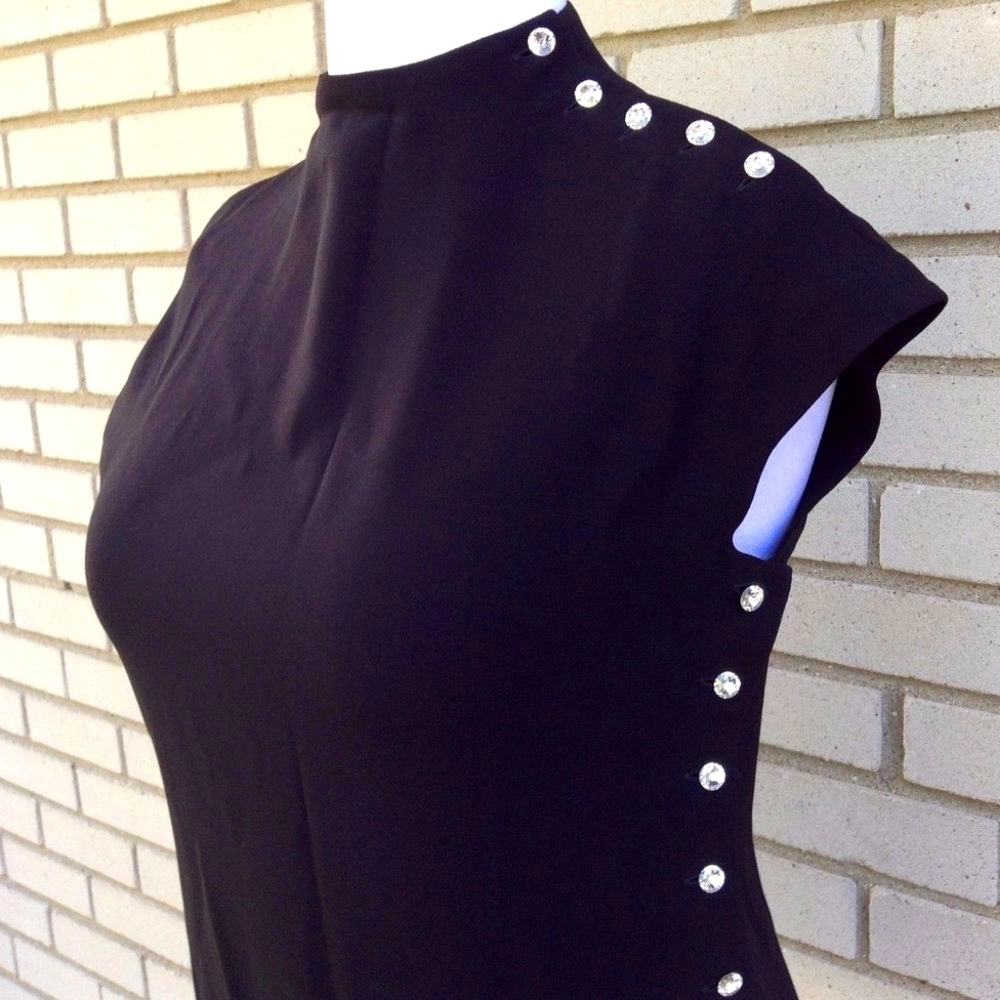 Ellen Tracy Rhinestone button  up/down blouse